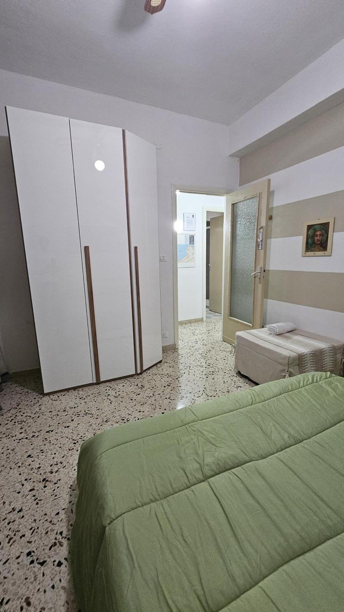 Le Terrazze Villa Карини Екстериор снимка